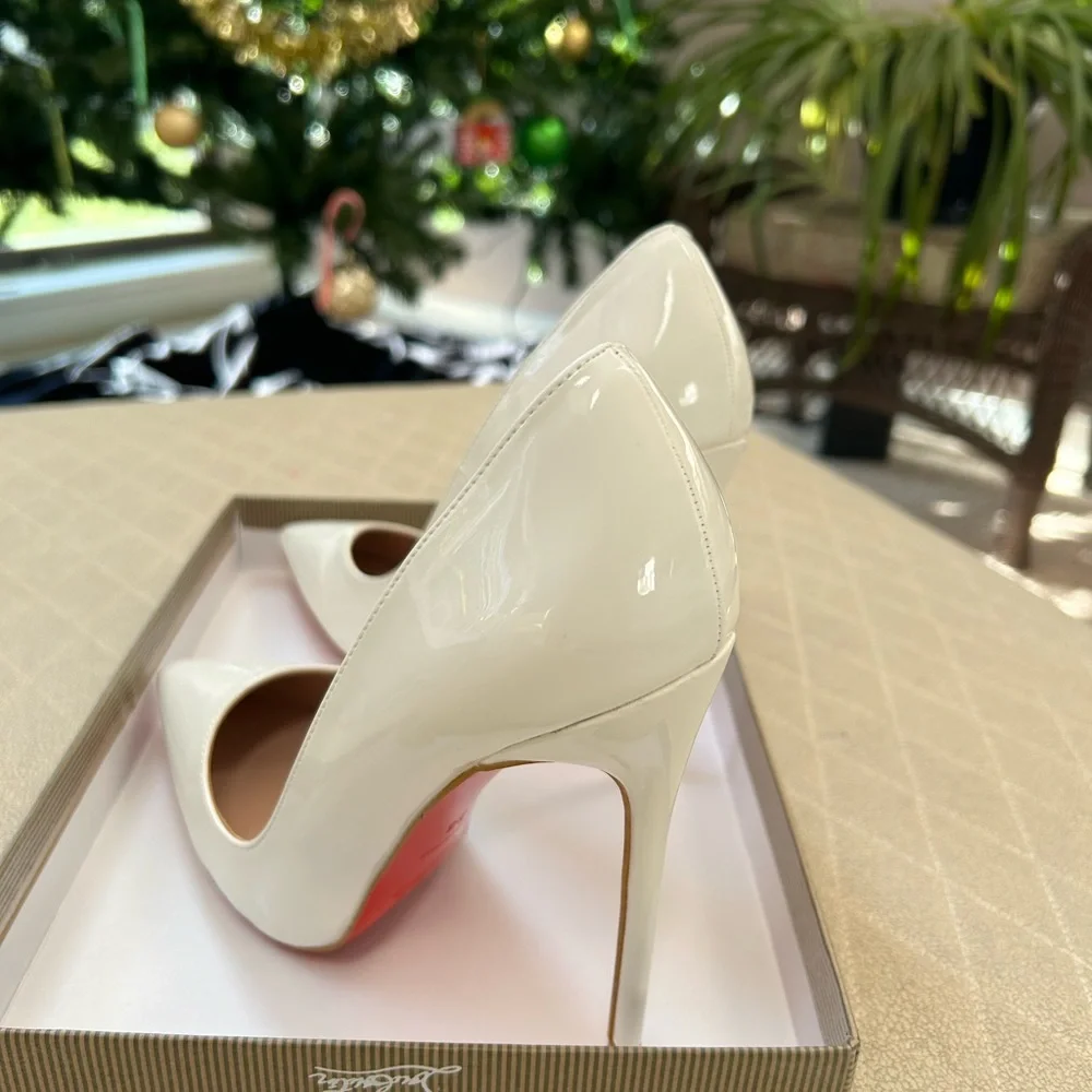 Brand new red bottoms with box size 38 - Picture 2 of 13